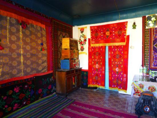 Guest House Erali Murghob ภายนอก รูปภาพ